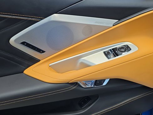 Used 2025 Chevrolet Corvette Z06 RWD image 15