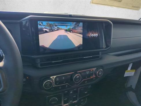New 2026 Jeep Gladiator Mojave AWD/4WD image 10