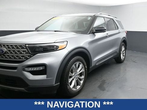 Certified 2023 Ford Explorer Limited w/ Equipment Group 301A RWD image 5