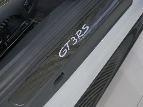 Used 2019 Porsche 911 GT3 RS image 35