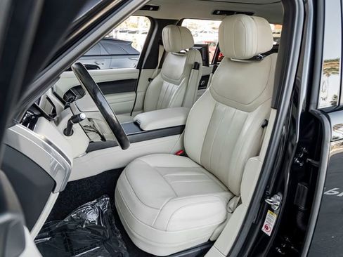 Certified 2024 Land Rover Range Rover Autobiography AWD/4WD image 13