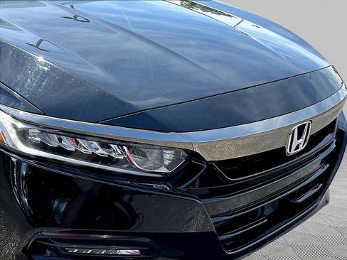 Used 2019 Honda Accord Sport image 31