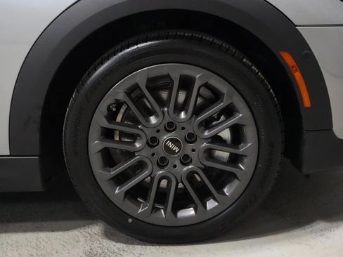 Certified 2025 MINI Cooper S image 36