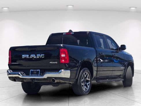 Used 2025 RAM 1500 Laramie AWD/4WD image 3