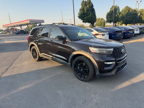Used 2020 Ford Explorer ST w/ Premium Technology Package AWD/4WD image 7