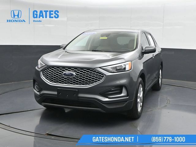 Used 2023 Ford Edge SEL w/ Cargo Accessory Package AWD/4WD image 5