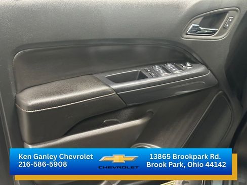 Used 2022 GMC Canyon AT4 w/ Trailering Package AWD/4WD image 7