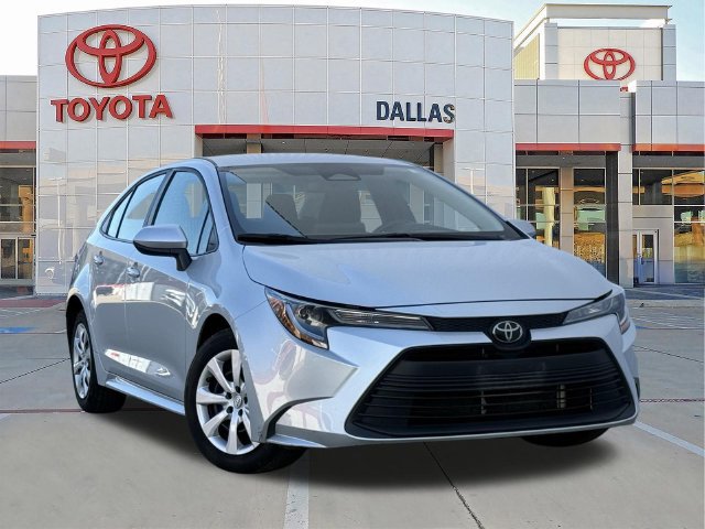 Certified 2025 Toyota Corolla LE FWD image 1