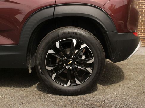 Used 2023 Chevrolet TrailBlazer LT FWD image 4