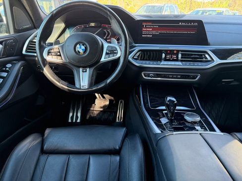 Used 2019 BMW X7 xDrive50i w/ M Sport Package image 16
