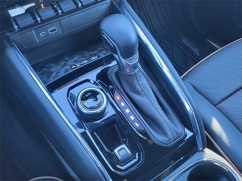 Used 2023 GMC Canyon AT4 w/ AT4 Premium Package image 25