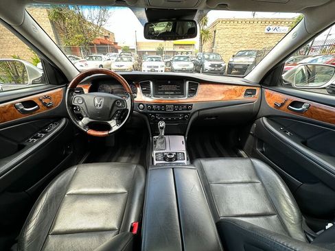 Used 2014 Hyundai Equus Signature RWD image 14