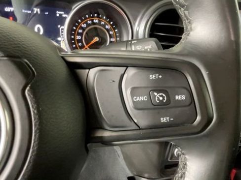 Used 2022 Jeep Gladiator Sport AWD/4WD image 23