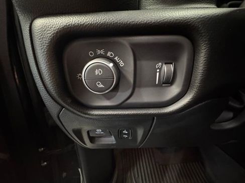 Used 2022 RAM 1500 Big Horn AWD/4WD image 26