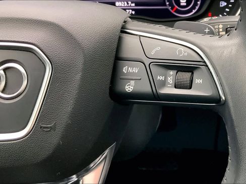 Used 2019 Audi Q5 Premium Plus w/ Premium Plus Package image 25