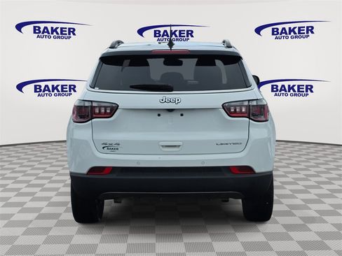 Used 2024 Jeep Compass Limited image 4