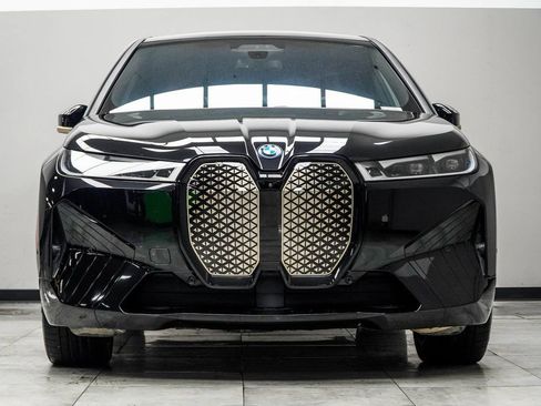 Used 2023 BMW iX M60 w/ Executive Package AWD/4WD image 8