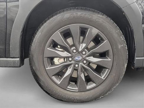 Certified 2025 Subaru Outback Onyx Edition XT image 9