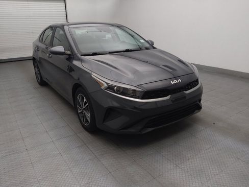 Used 2023 Kia Forte LXS FWD image 13
