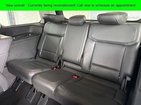Used 2025 Ford Expedition Active RWD image 12