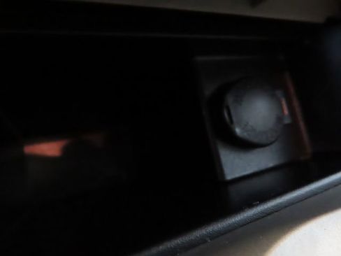 Used 2012 Toyota Corolla LE w/ Premium Pkg image 17