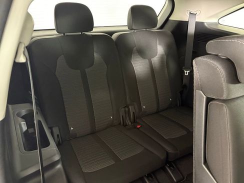 New 2026 Kia Sorento LX FWD image 39