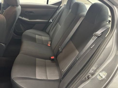 Used 2024 Nissan Sentra SV FWD image 7