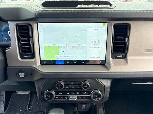 Certified 2025 Ford Bronco Outer Banks AWD/4WD image 23