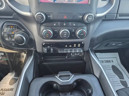 Used 2021 RAM 1500 Big Horn AWD/4WD image 16