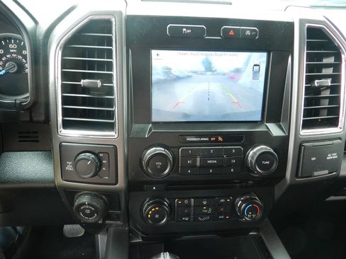 Used 2017 Ford F150 XLT w/ Equipment Group 302A Luxury AWD/4WD image 17
