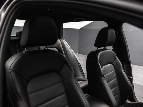 Used 2019 Volkswagen GTI S image 33