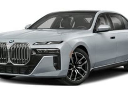 Certified 2025 BMW 760i xDrive w/ Executive Package