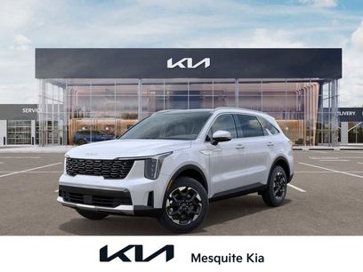 New 2024 Kia Sorento S w/ Panoramic Sunroof Package