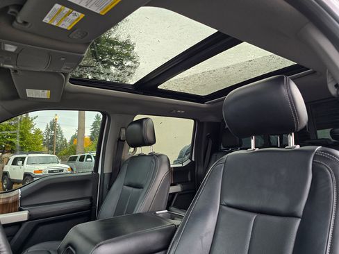 Used 2019 Ford F150 Lariat w/ Equipment Group 502A Luxury image 18