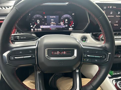 Used 2023 GMC Canyon AT4X image 24