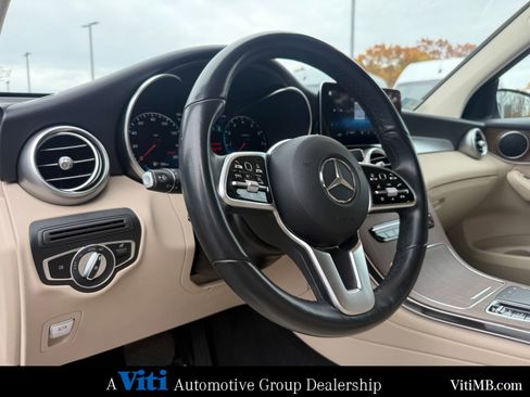 Certified 2022 Mercedes-Benz GLC 300 4MATIC image 17