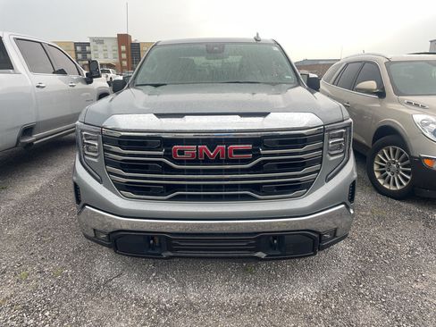Used 2026 GMC Sierra 1500 SLT AWD/4WD image 2