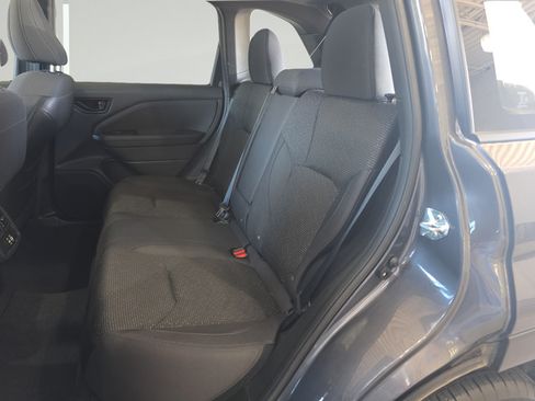 Used 2025 Subaru Forester Premium AWD/4WD image 25