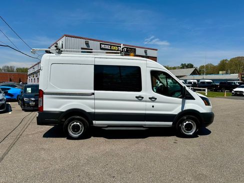 Used 2018 Ford Transit 250 130 Medium Roof RWD image 5