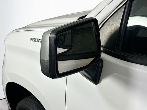 Used 2023 Chevrolet Silverado 1500 LT AWD/4WD image 16