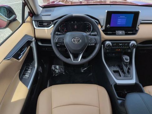 Used 2023 Toyota RAV4 XLE Premium FWD image 16