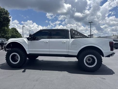 Used 2019 Ford F350 Lariat w/ Lariat Ultimate Package AWD/4WD image 8