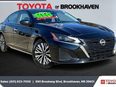 Used 2024 Nissan Altima 2.5 SV