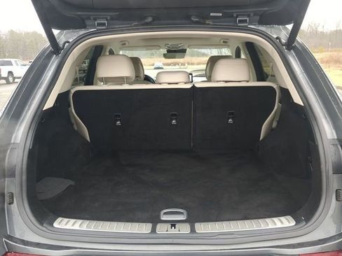 Used 2023 Genesis GV70 2.5T w/ Advanced Package image 12