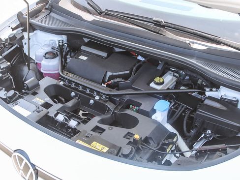 Used 2022 Volkswagen ID.4 Pro image 26