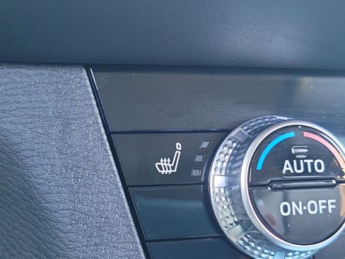 Used 2024 Mitsubishi Outlander SEL image 24