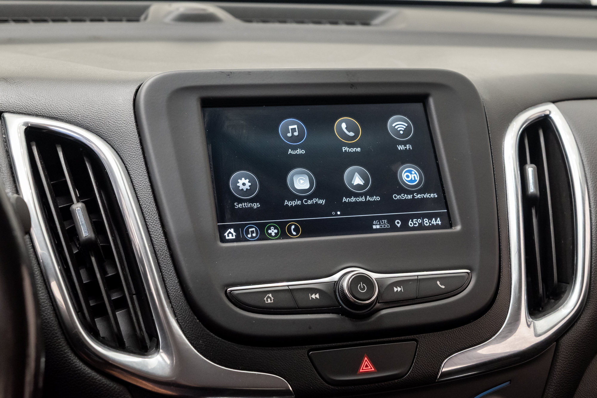 Used 2019 Chevrolet Equinox LT FWD image 17