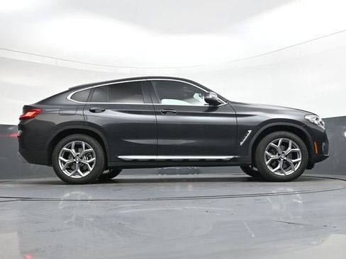 Used 2025 BMW X4 xDrive30i AWD/4WD image 36
