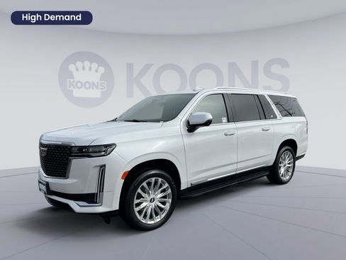 Used 2024 Cadillac Escalade ESV Premium Luxury image 1