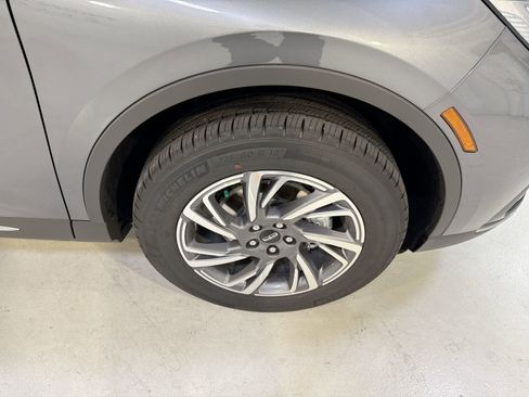 New 2026 Lincoln Corsair Premiere FWD image 29